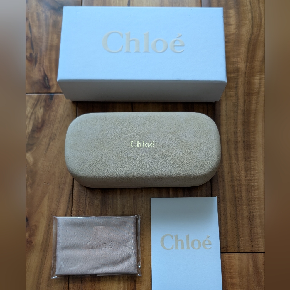 Chloe Glass Case Logo Lens Cloth Logo Box  Certification Card New